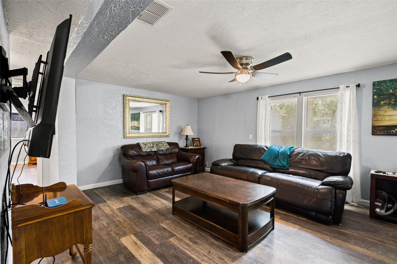 PINE GROVE SUB - Residential