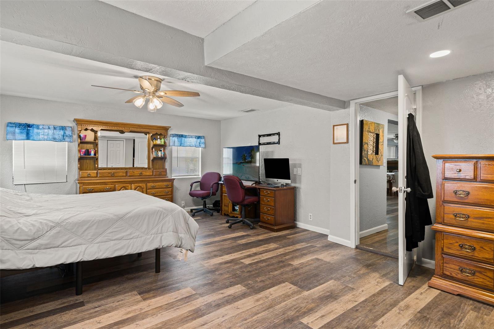 PINE GROVE SUB - Residential