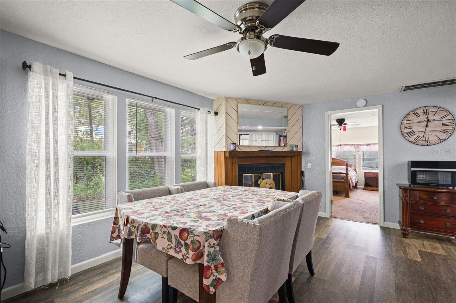 PINE GROVE SUB - Residential