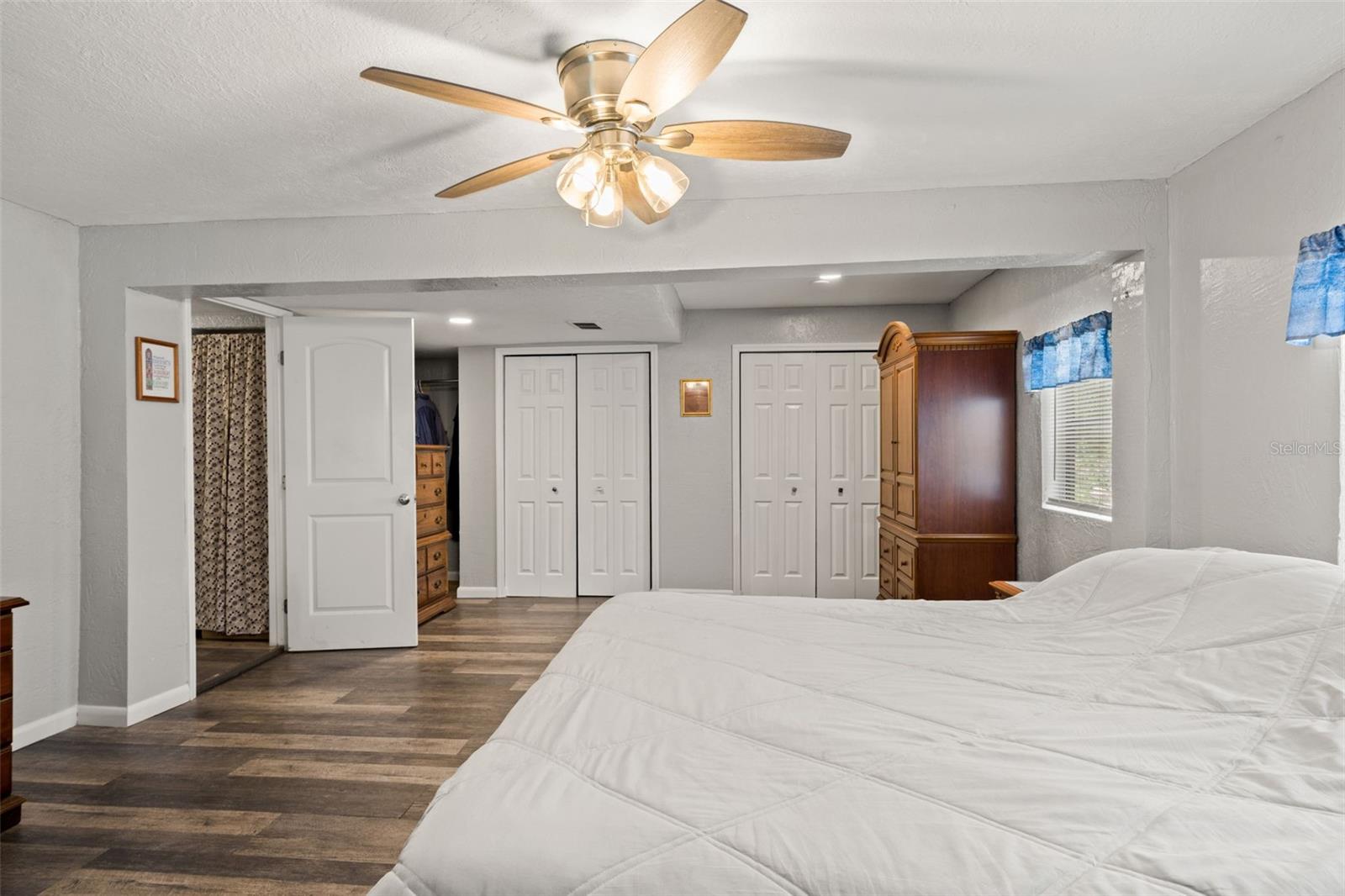 PINE GROVE SUB - Residential