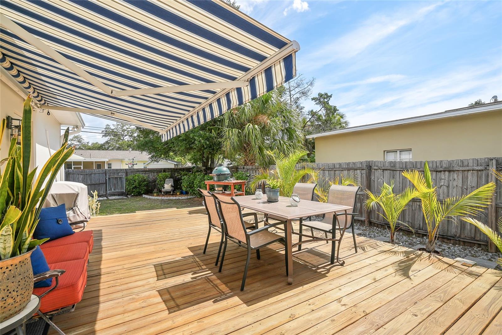 SNELL SHORES - Residential