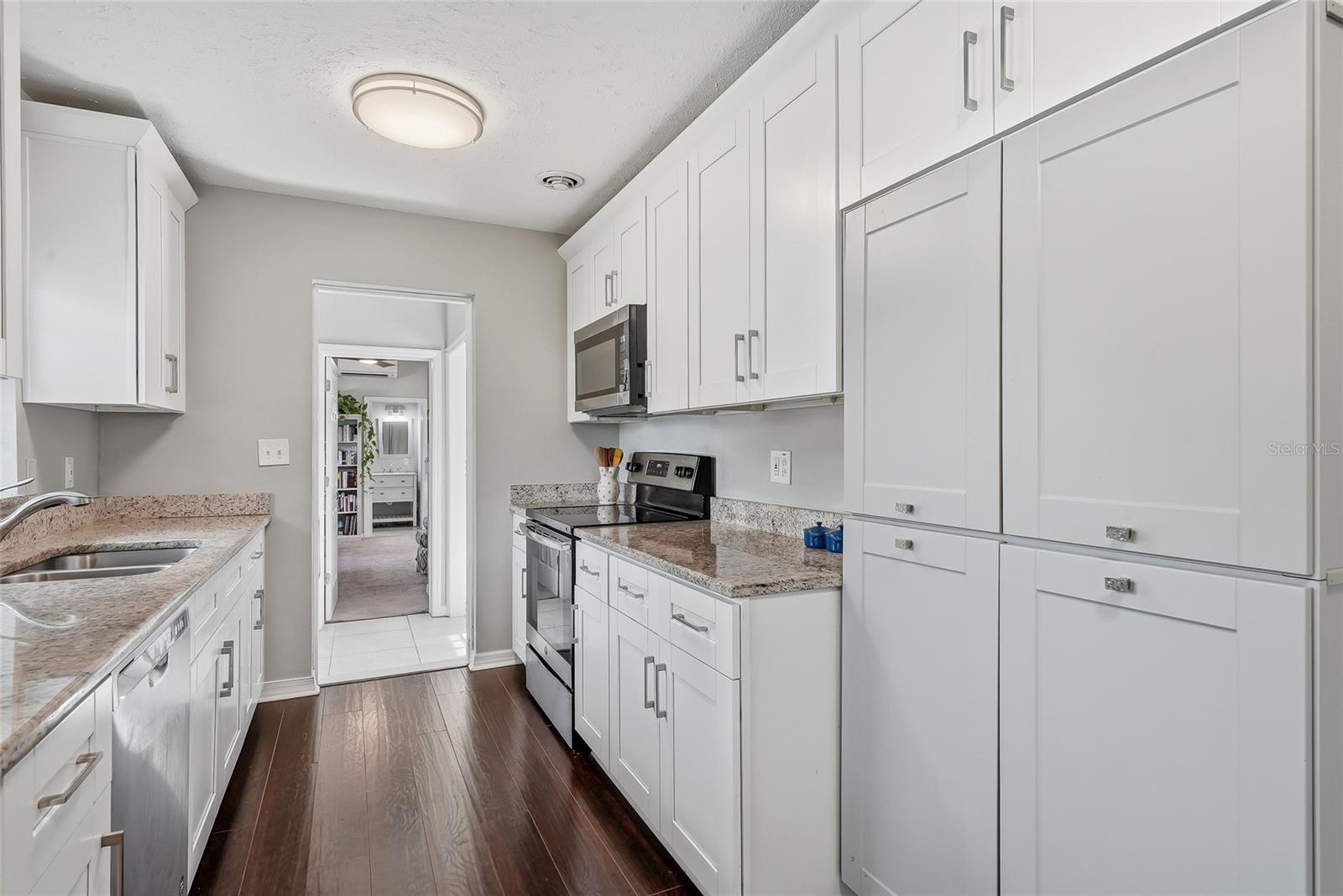 SNELL SHORES - Residential
