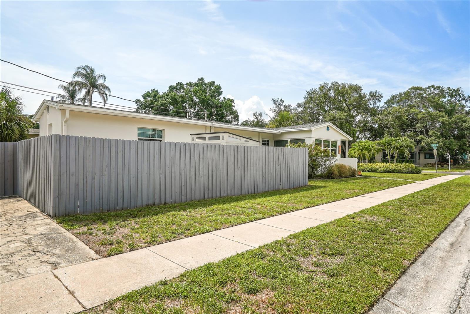 SNELL SHORES - Residential