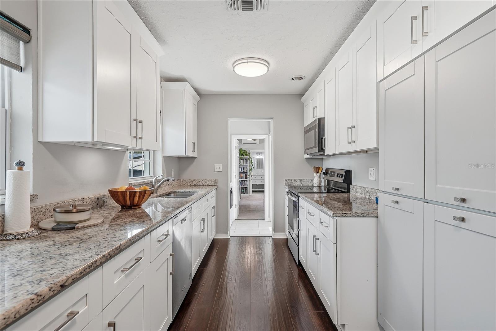 SNELL SHORES - Residential