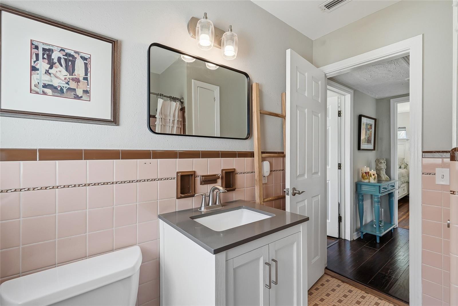 SNELL SHORES - Residential