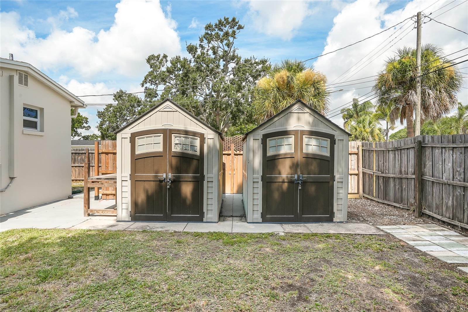 SNELL SHORES - Residential