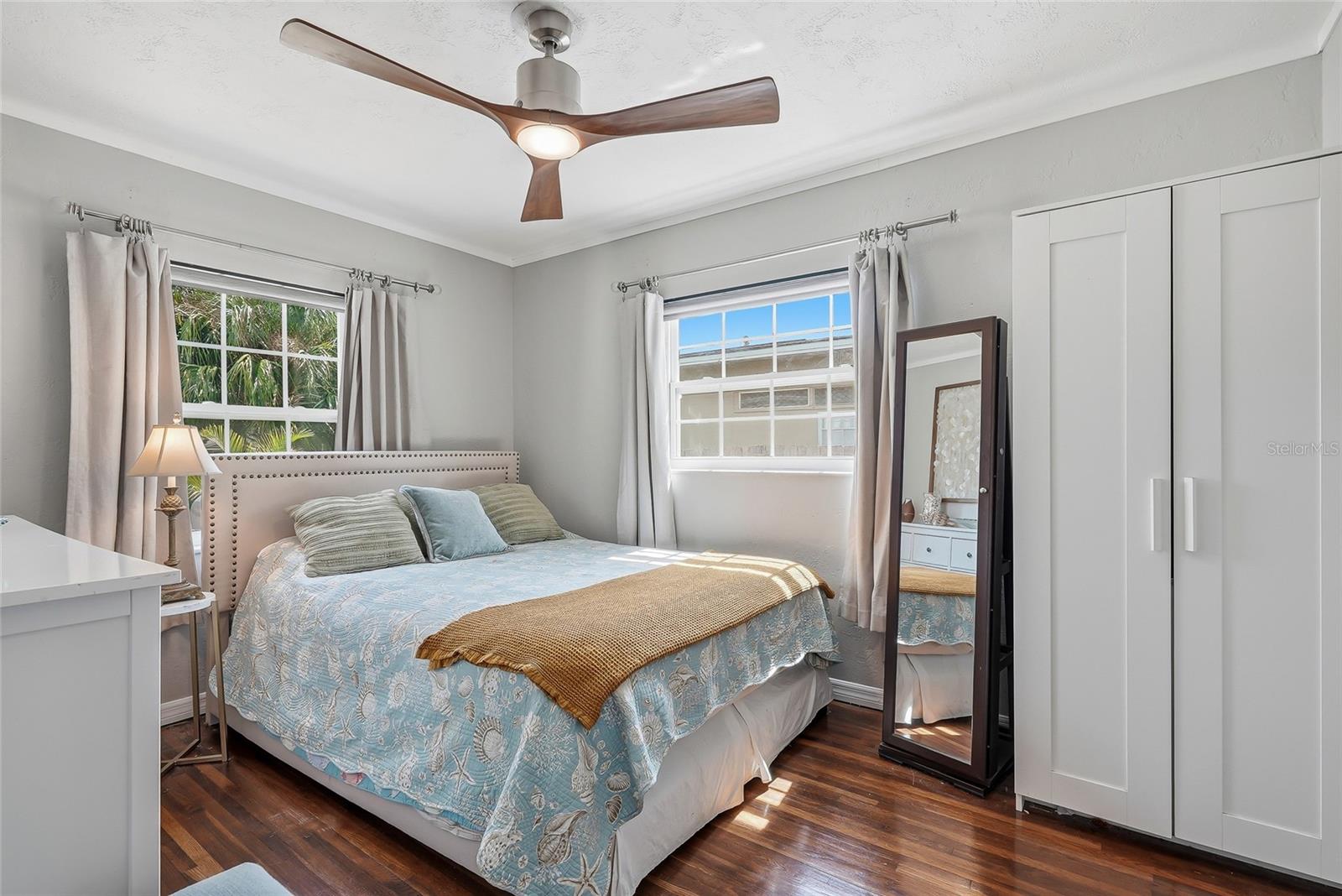 SNELL SHORES - Residential