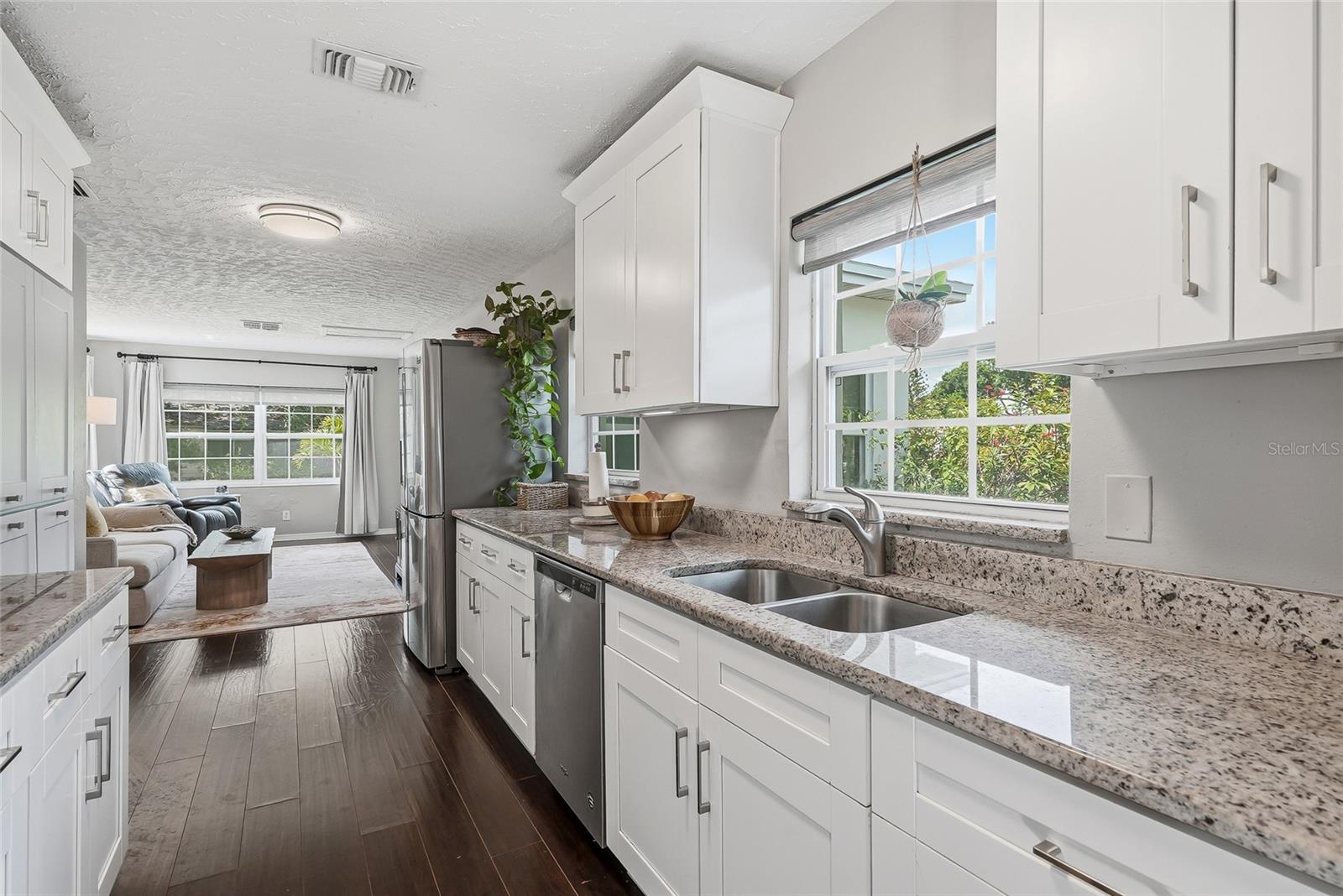 SNELL SHORES - Residential