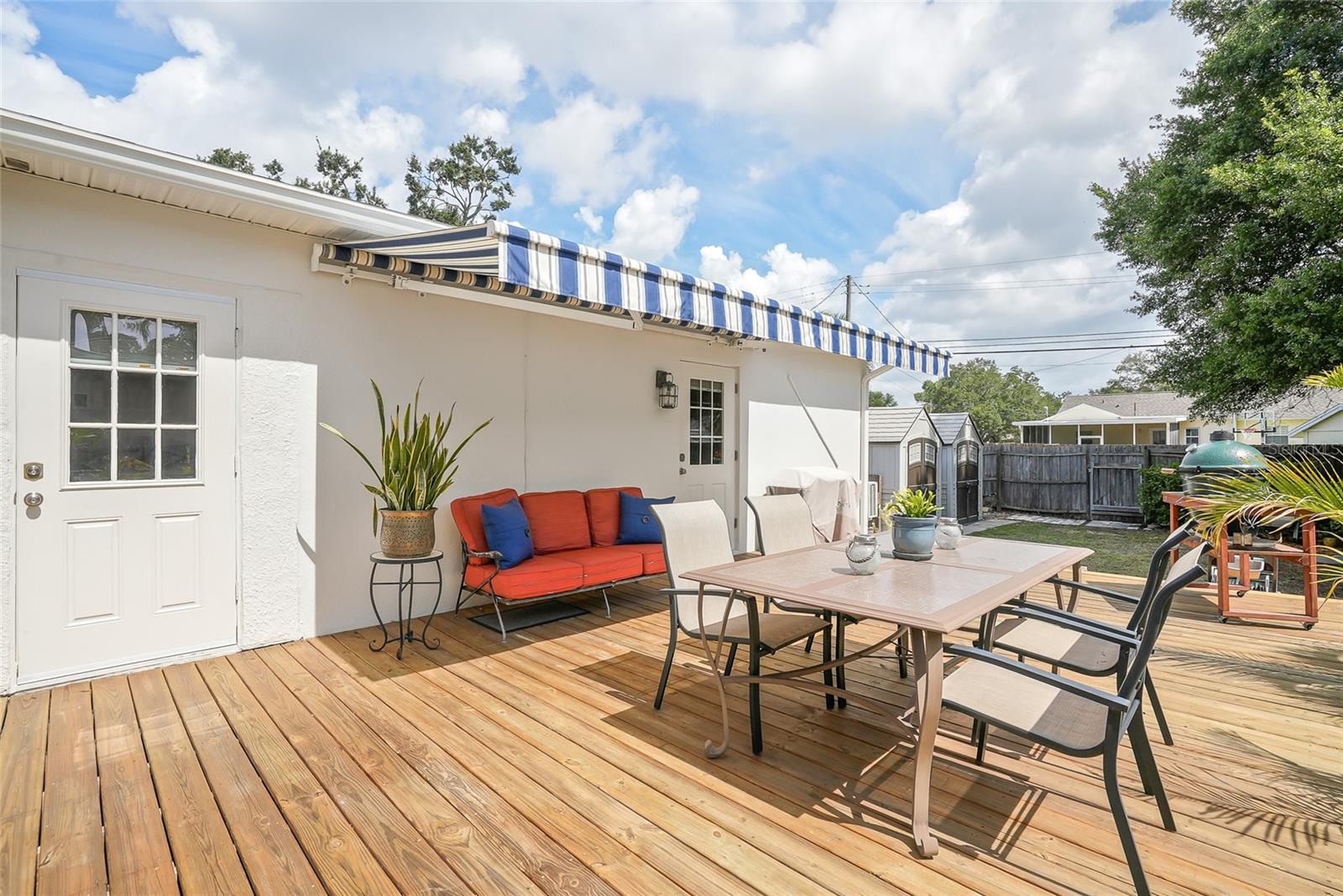 SNELL SHORES - Residential