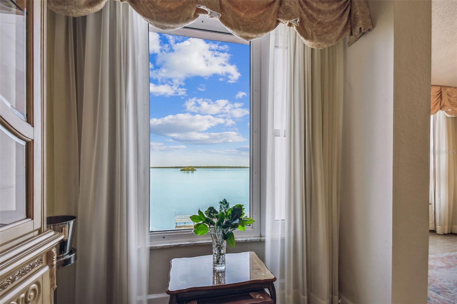 EDGEWATER ARMS 4TH CONDO - Residential