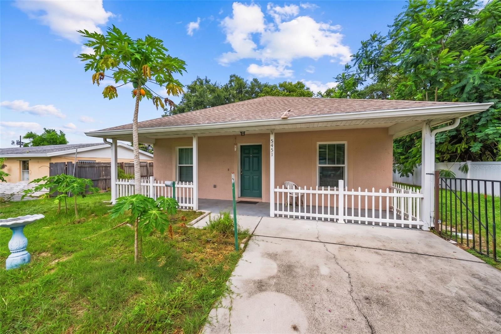 UNI VILLE UNIT 1 - Residential