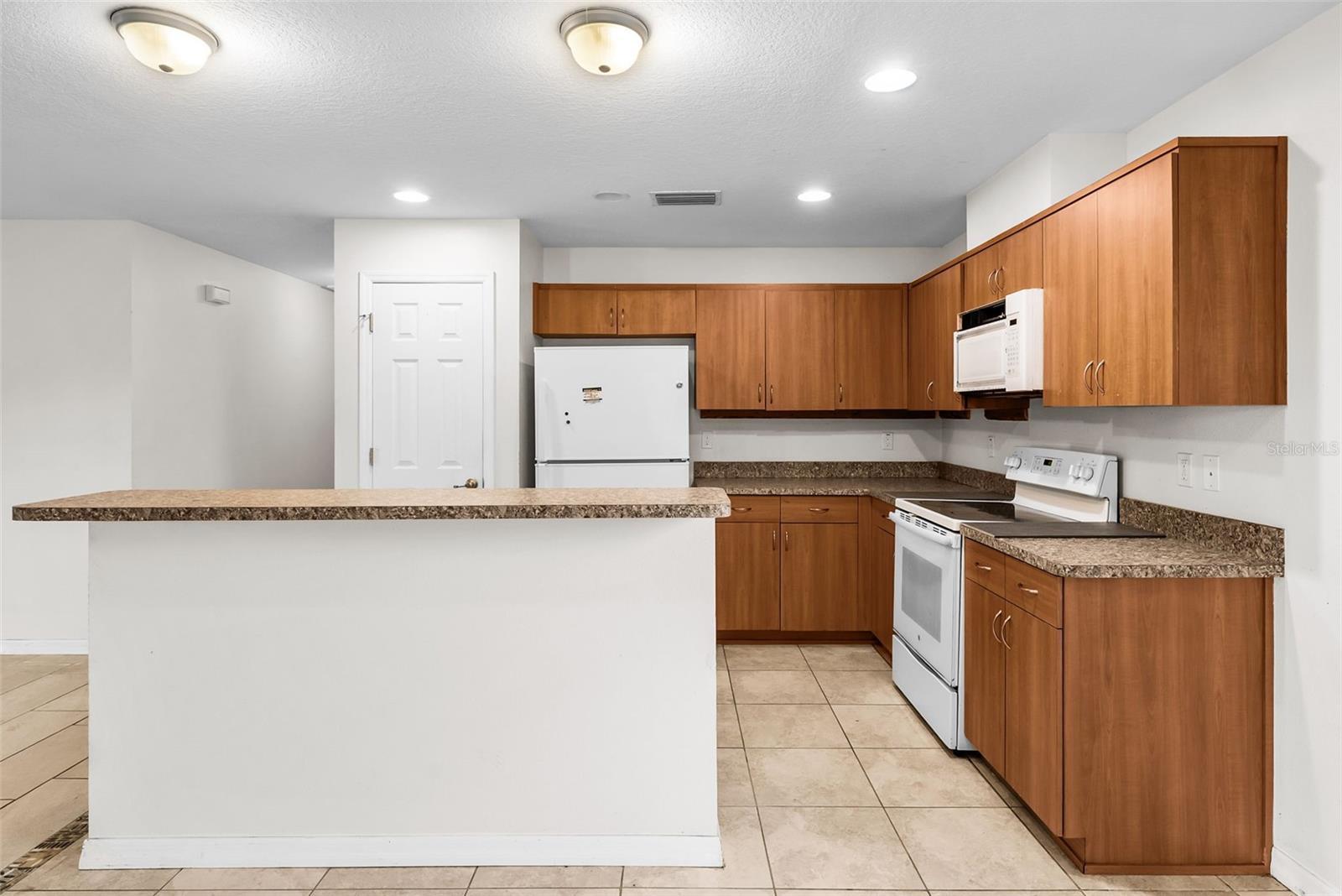 UNI VILLE UNIT 1 - Residential