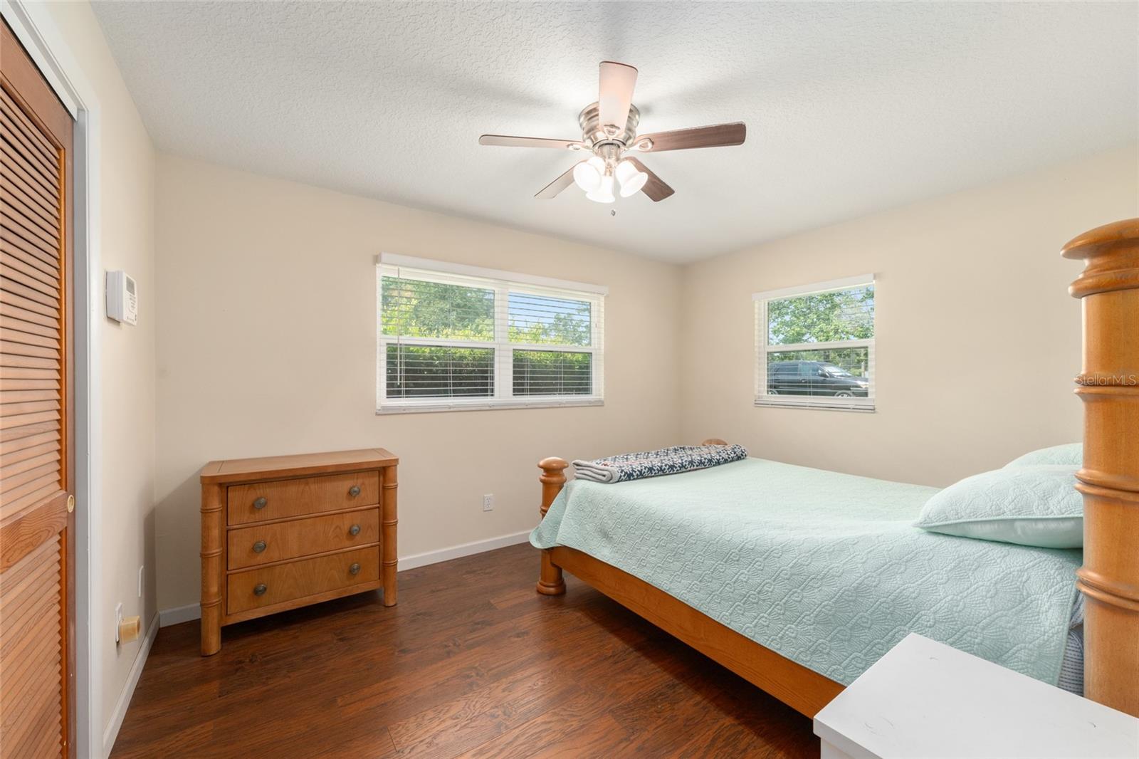 RAINBOW LAKES ESTATE - Residential