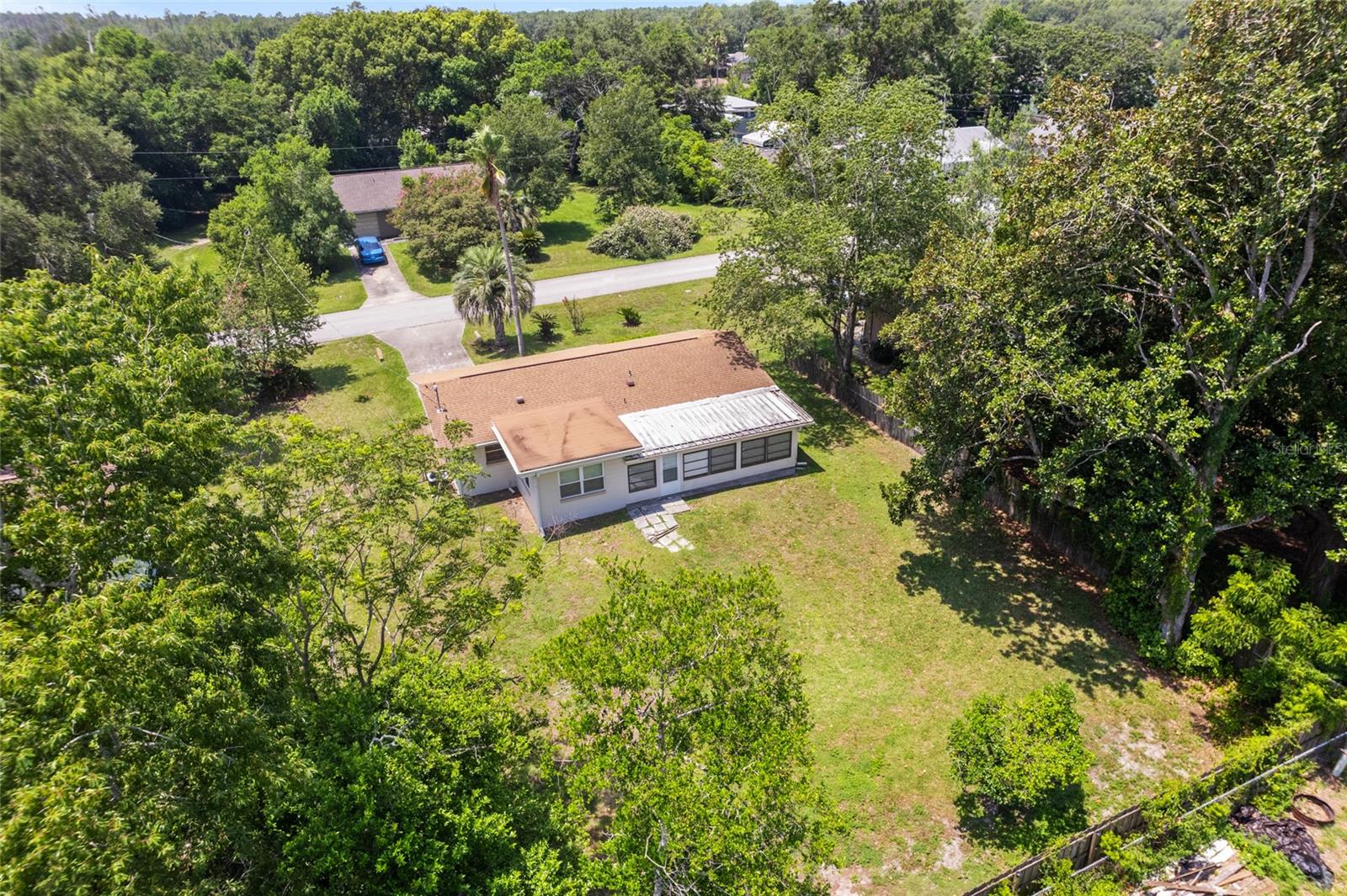 RAINBOW LAKES ESTATE - Residential