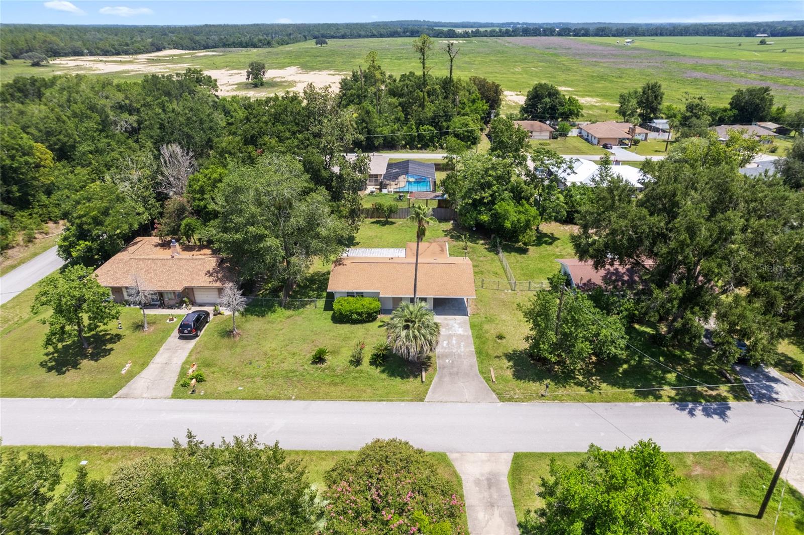 RAINBOW LAKES ESTATE - Residential