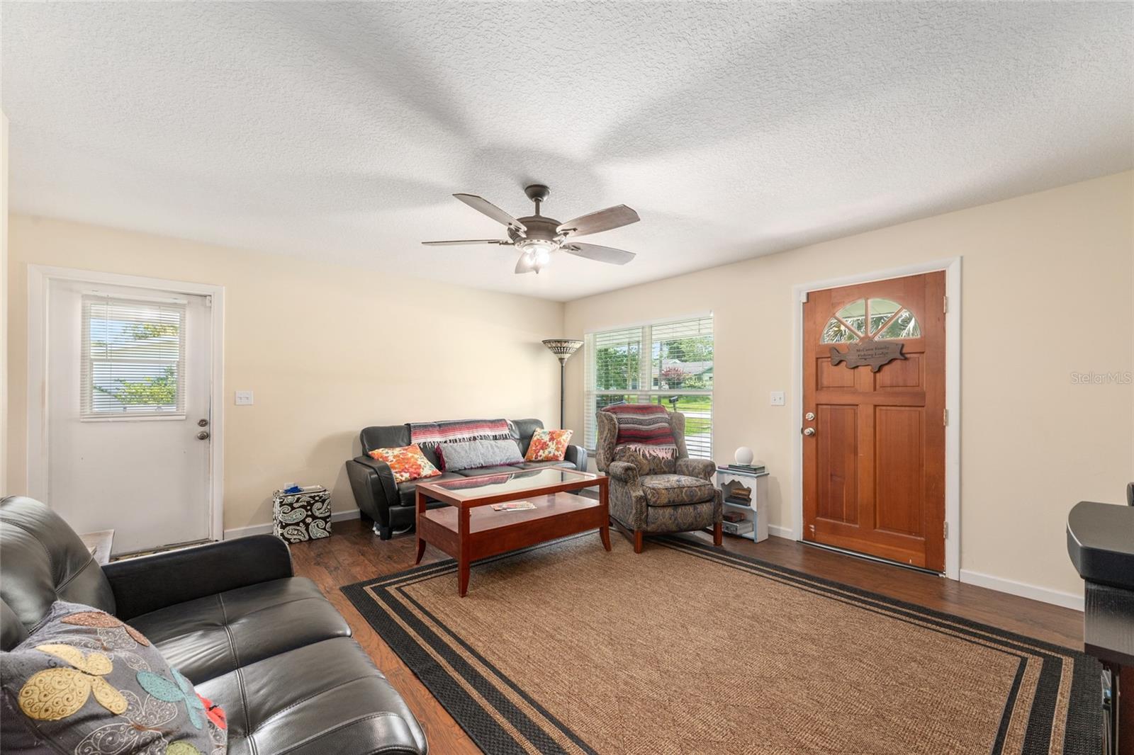 RAINBOW LAKES ESTATE - Residential