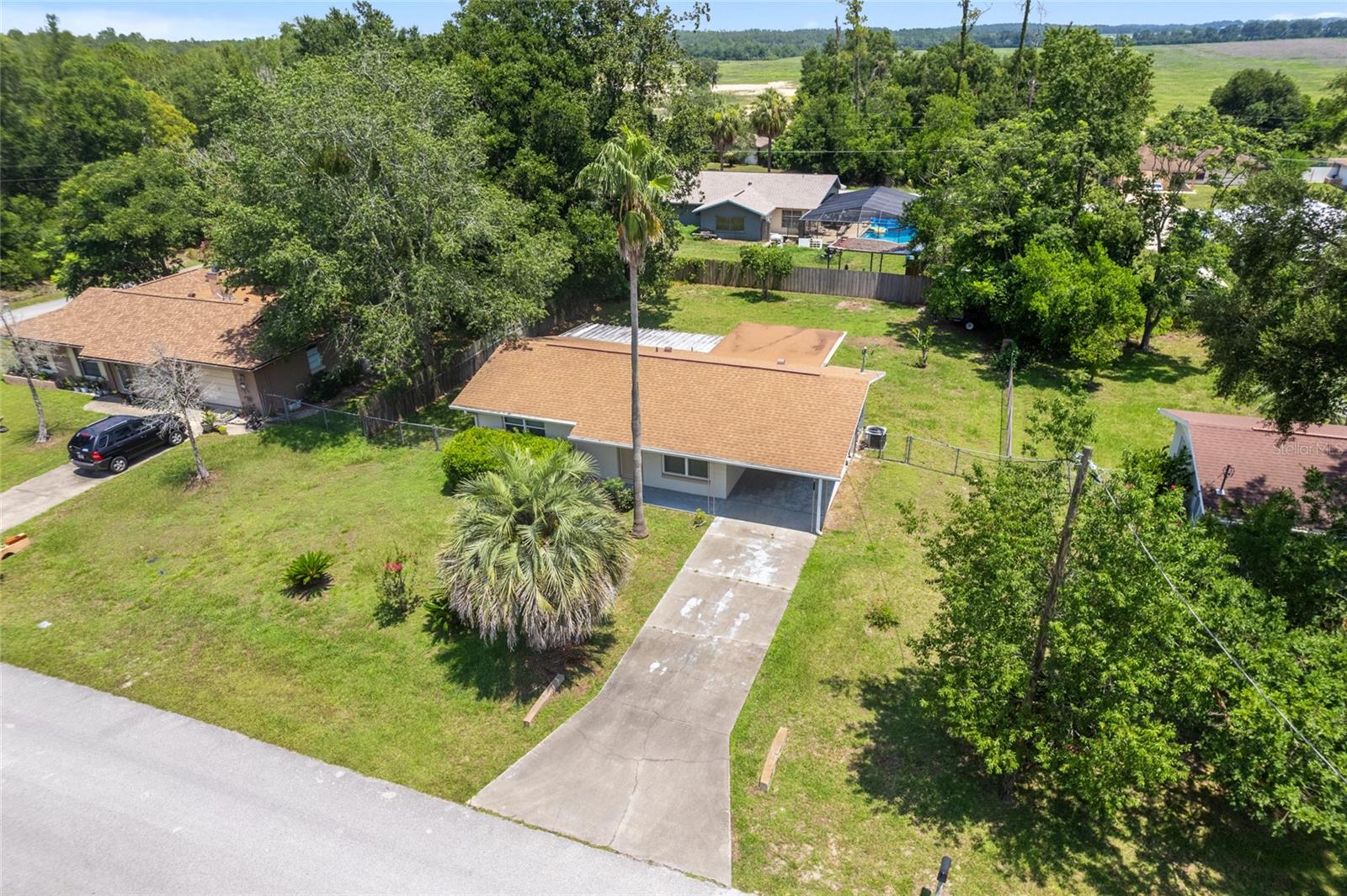 RAINBOW LAKES ESTATE - Residential