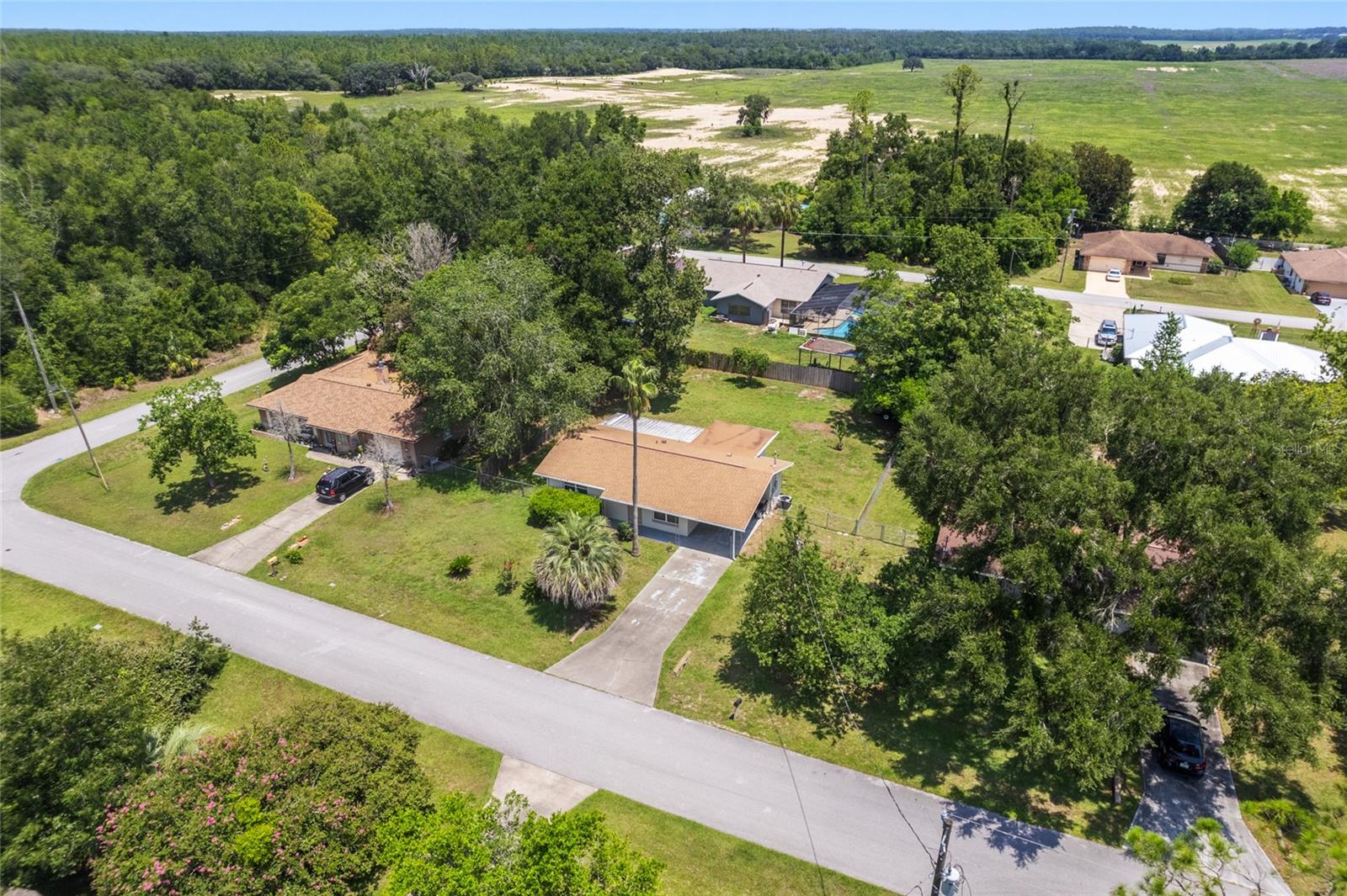 RAINBOW LAKES ESTATE - Residential