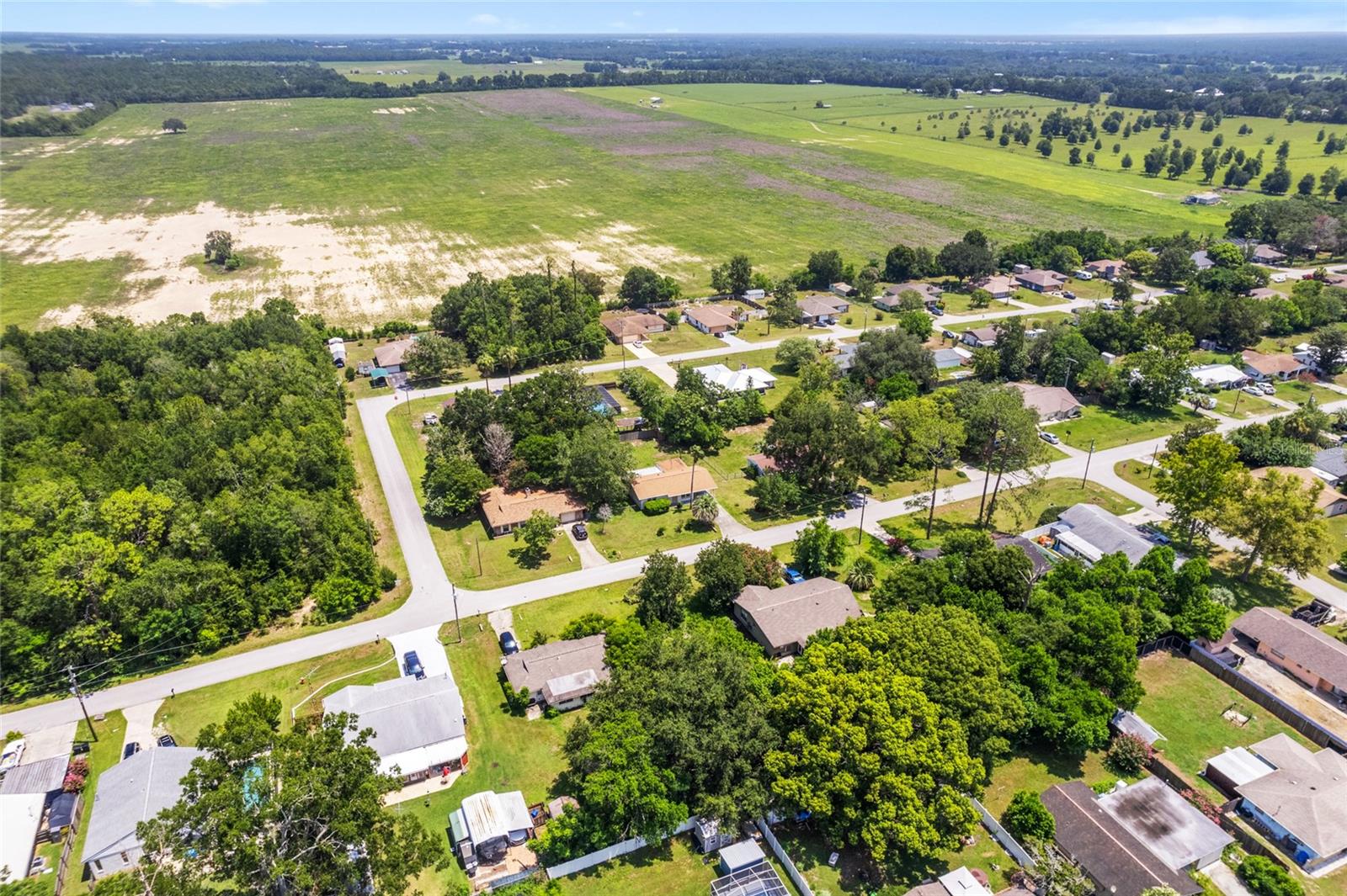 RAINBOW LAKES ESTATE - Residential