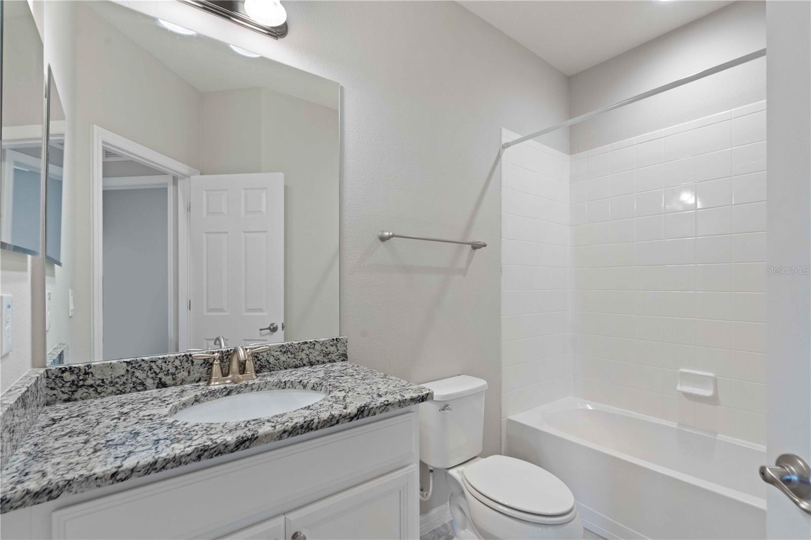 AQUA SOLIS - Residential