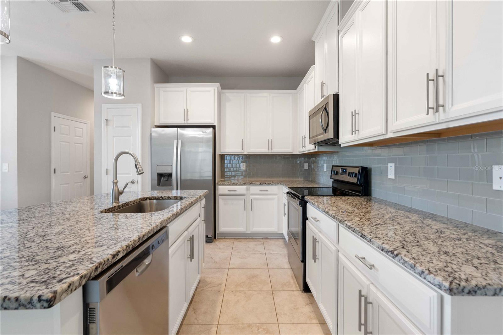 AQUA SOLIS - Residential