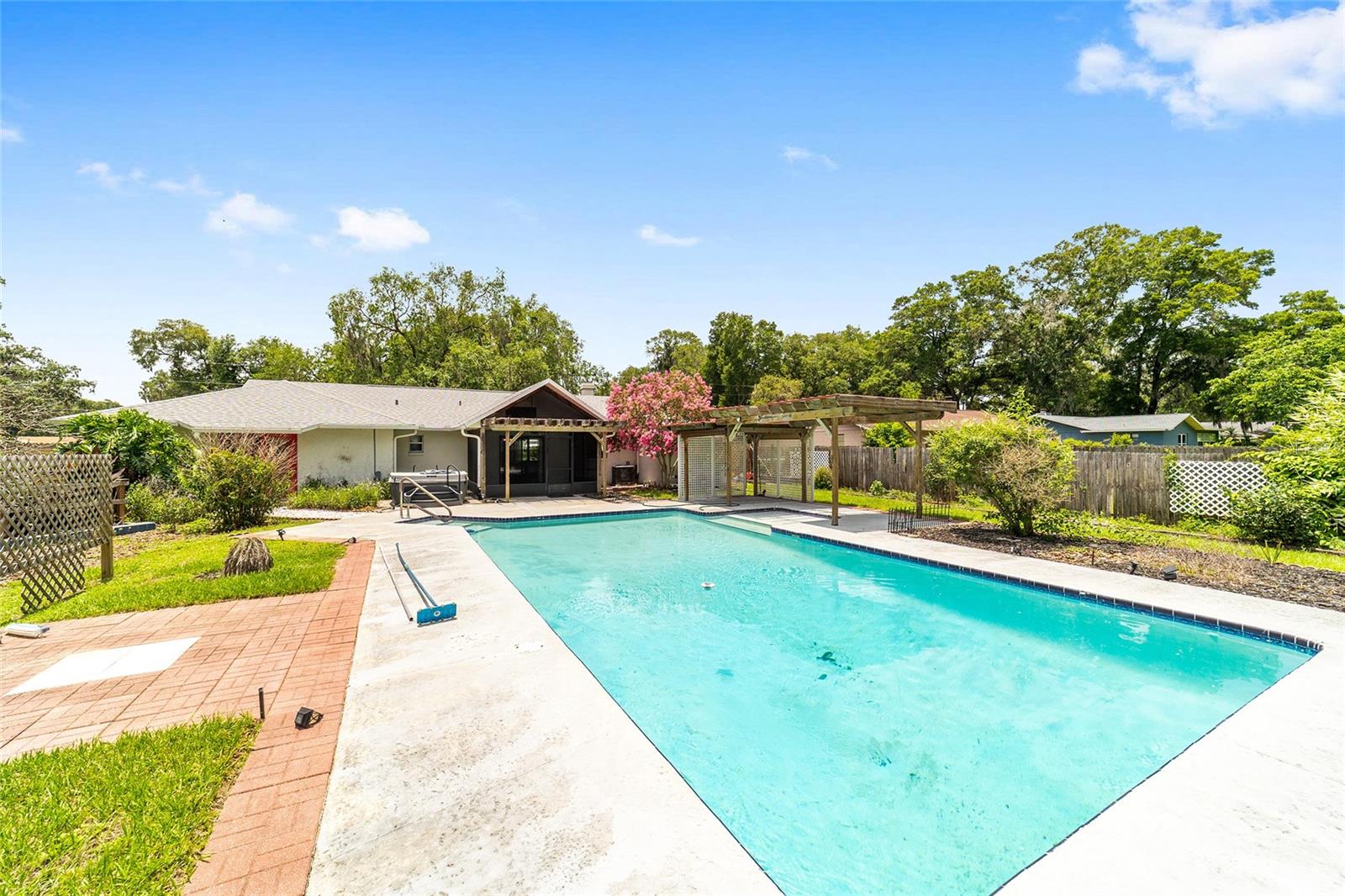 OCALA OAKS UN 02 - Residential
