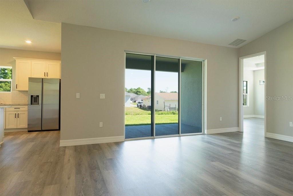 MARION OAKS UN 3 - Residential