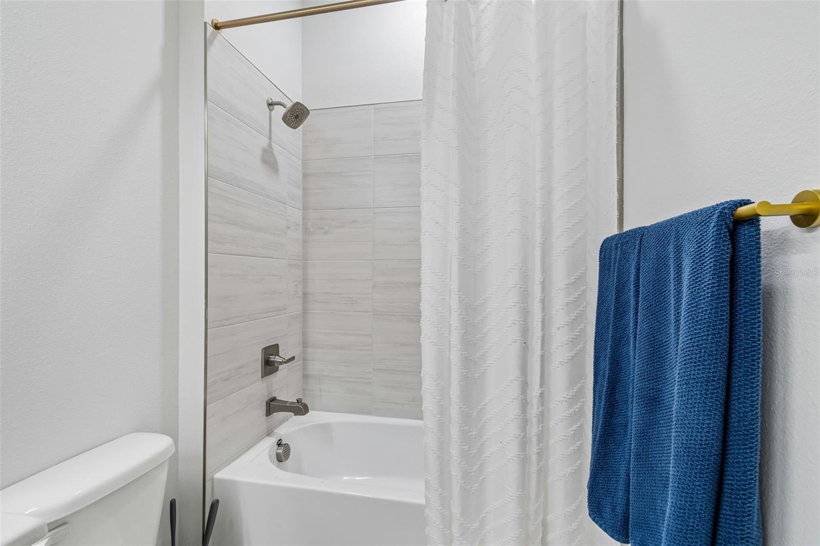 COPELAND CREEK - Residential Lease