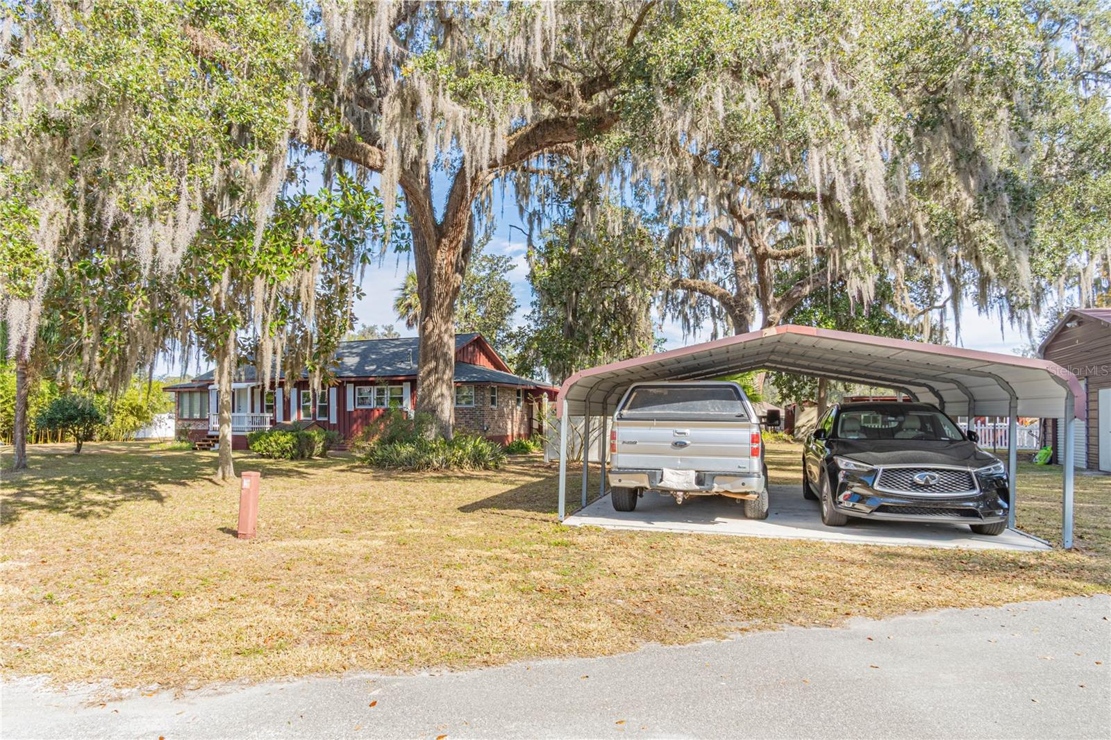 HOLIDAY HAVEN - Residential