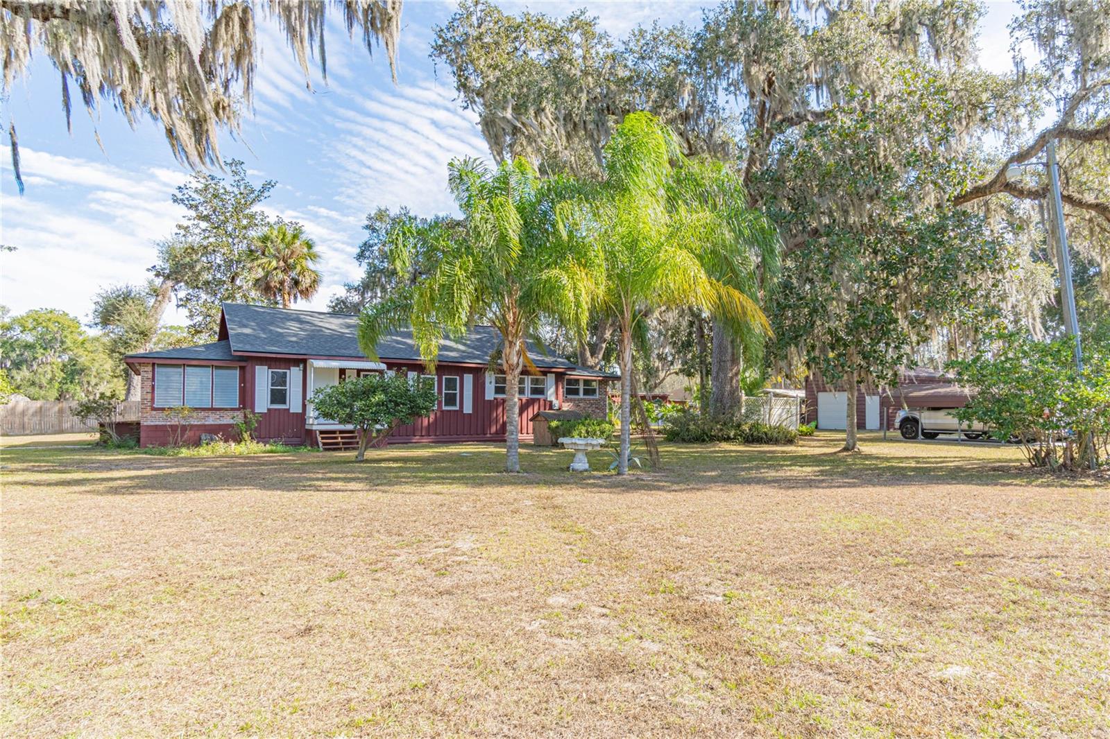 HOLIDAY HAVEN - Residential