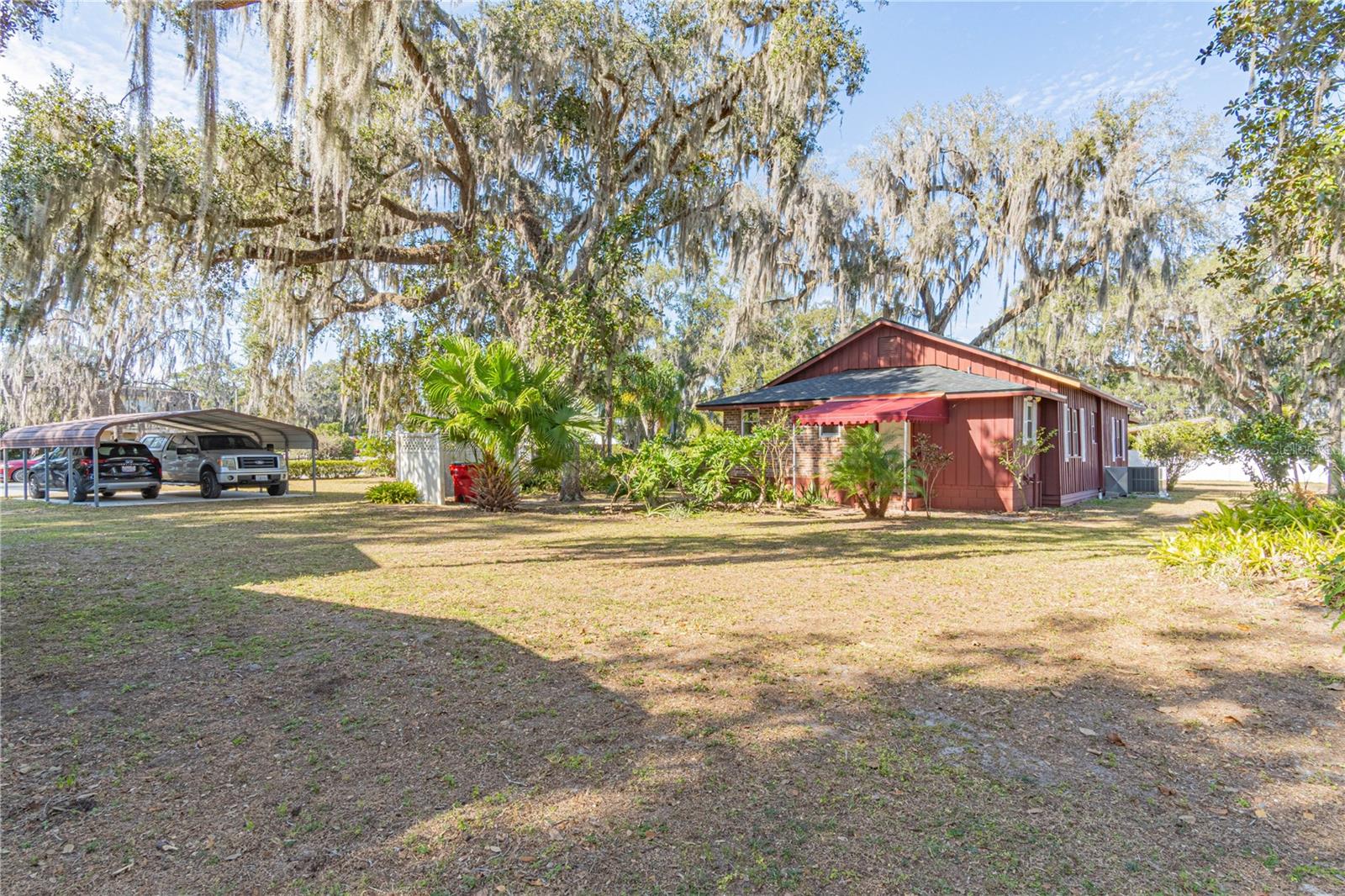 HOLIDAY HAVEN - Residential
