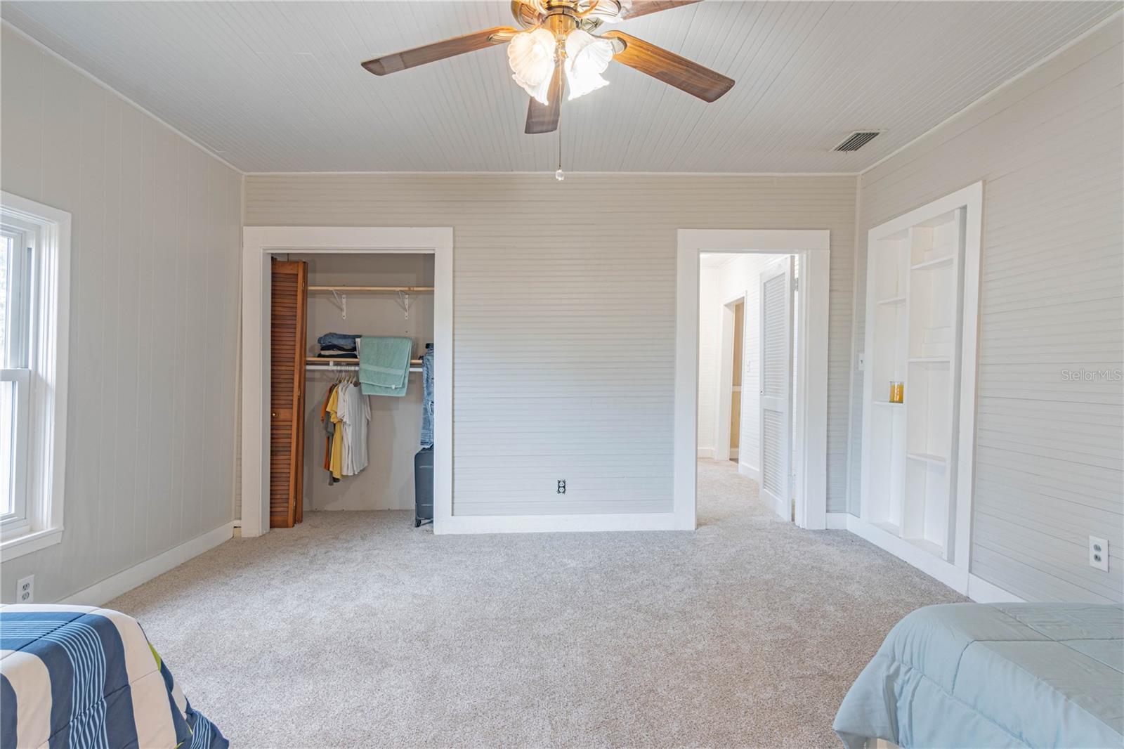HOLIDAY HAVEN - Residential