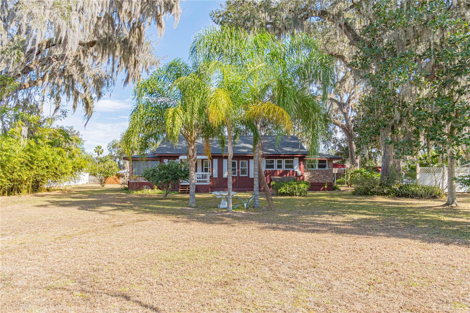 HOLIDAY HAVEN - Residential