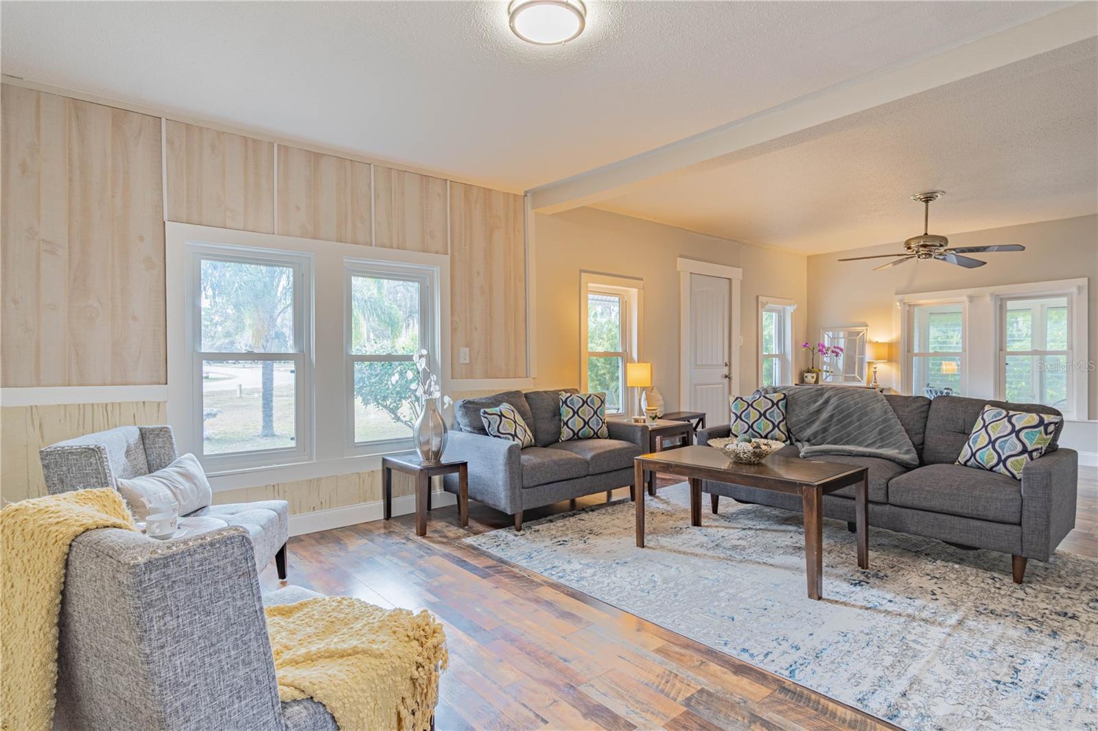 HOLIDAY HAVEN - Residential