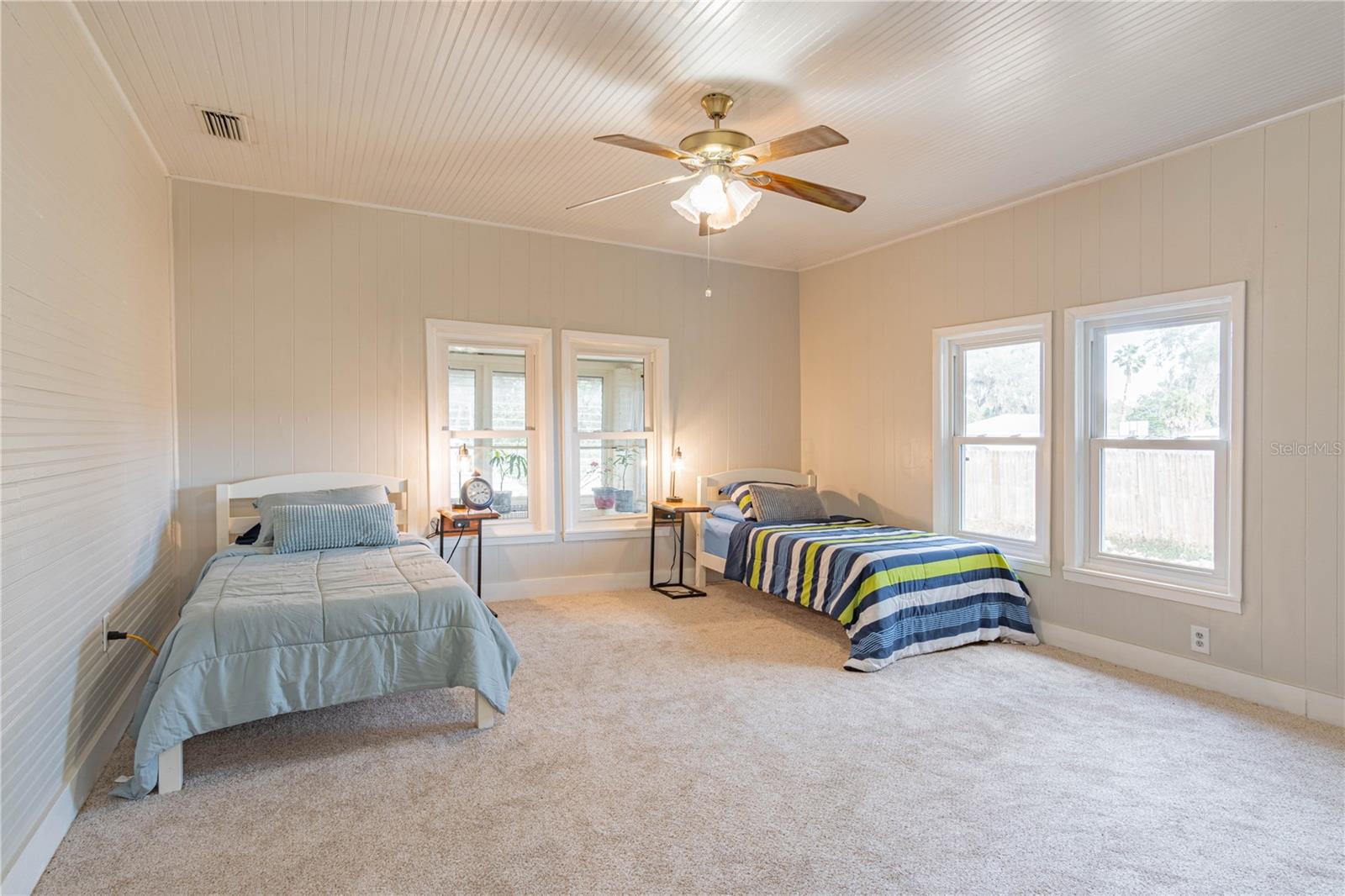HOLIDAY HAVEN - Residential