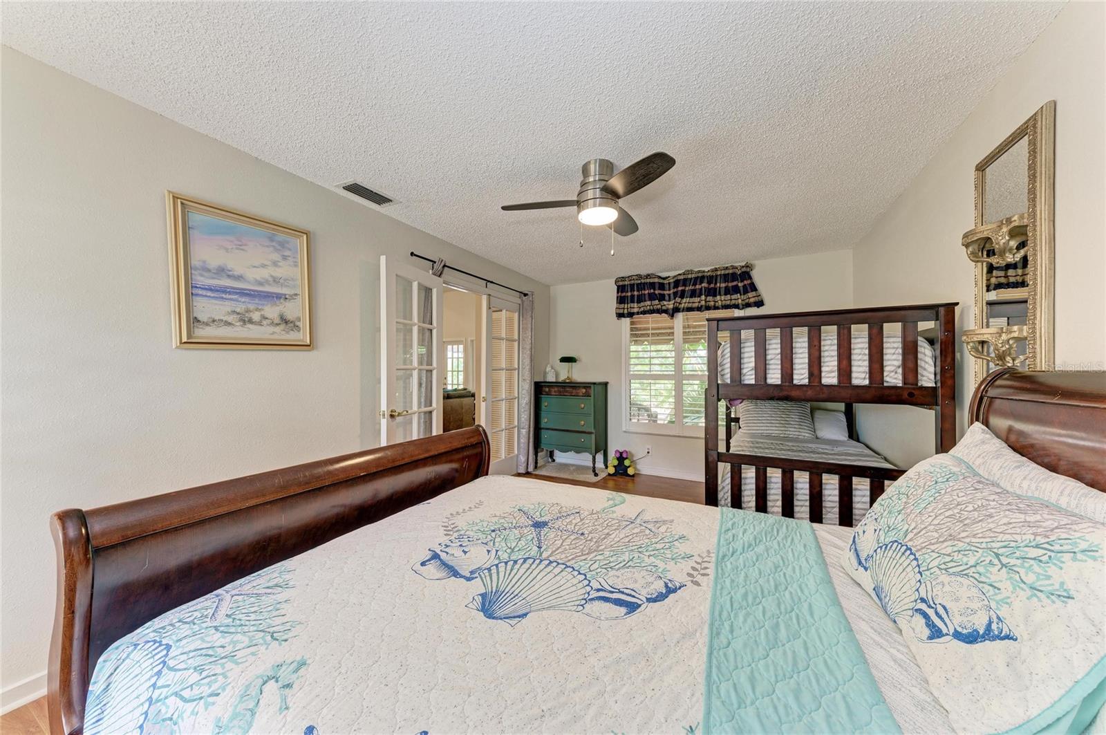 PINE MEADOW - Residential