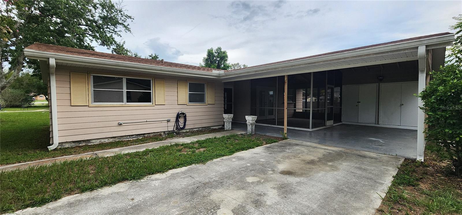 MARION OAKS UN 02 - Residential
