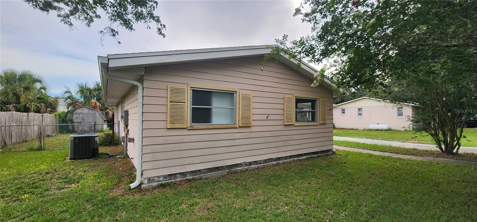 MARION OAKS UN 02 - Residential