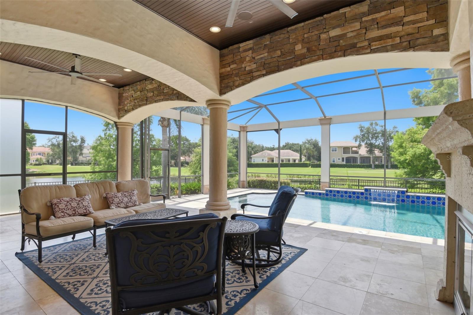 KEENES POINTE - Residential