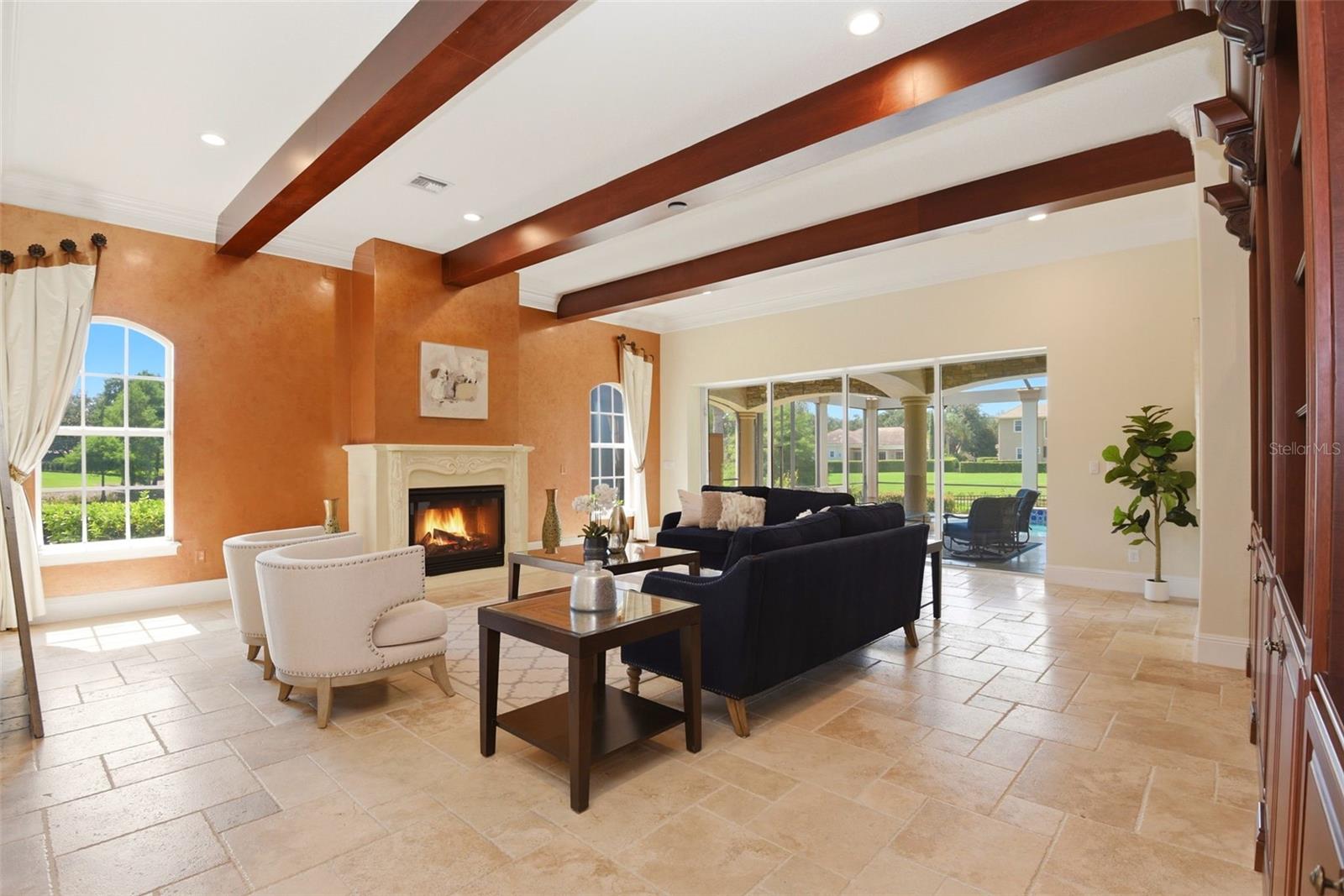 KEENES POINTE - Residential