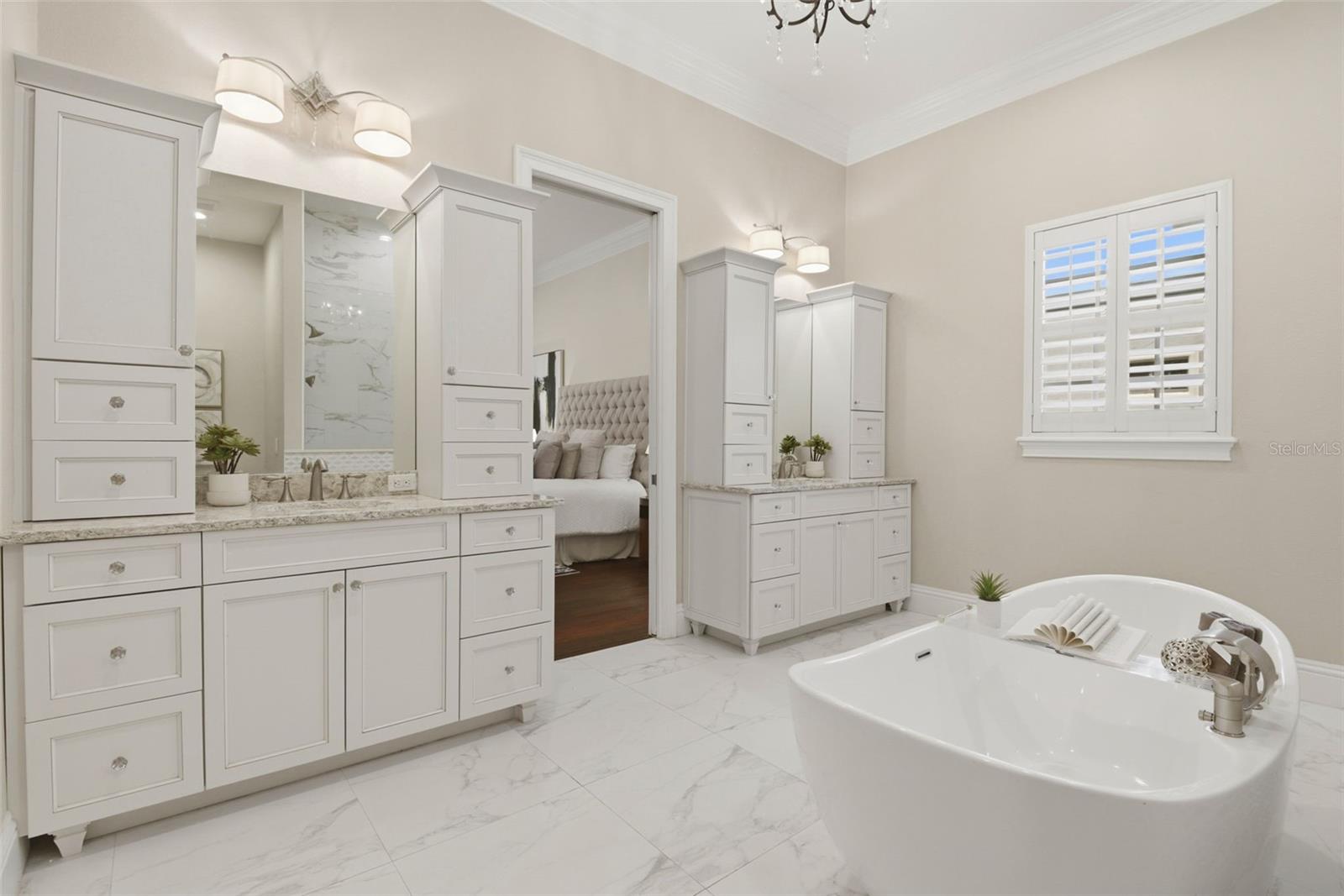 KEENES POINTE - Residential