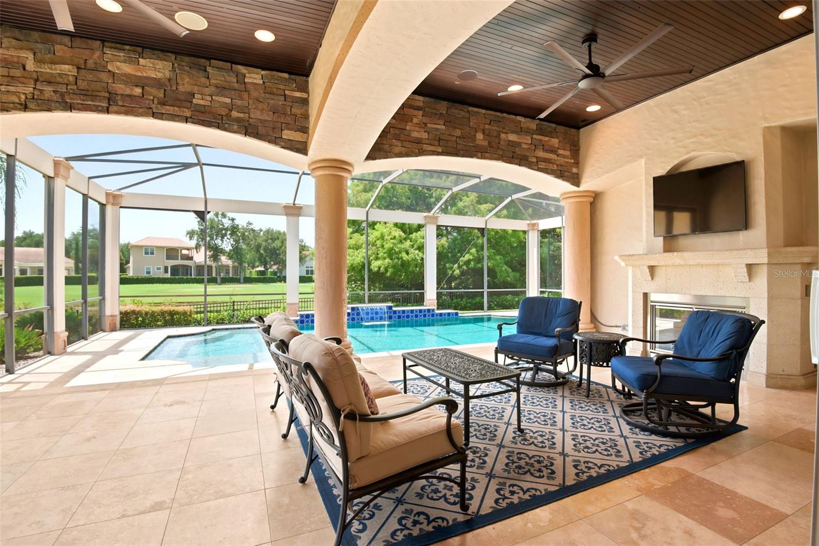 KEENES POINTE - Residential