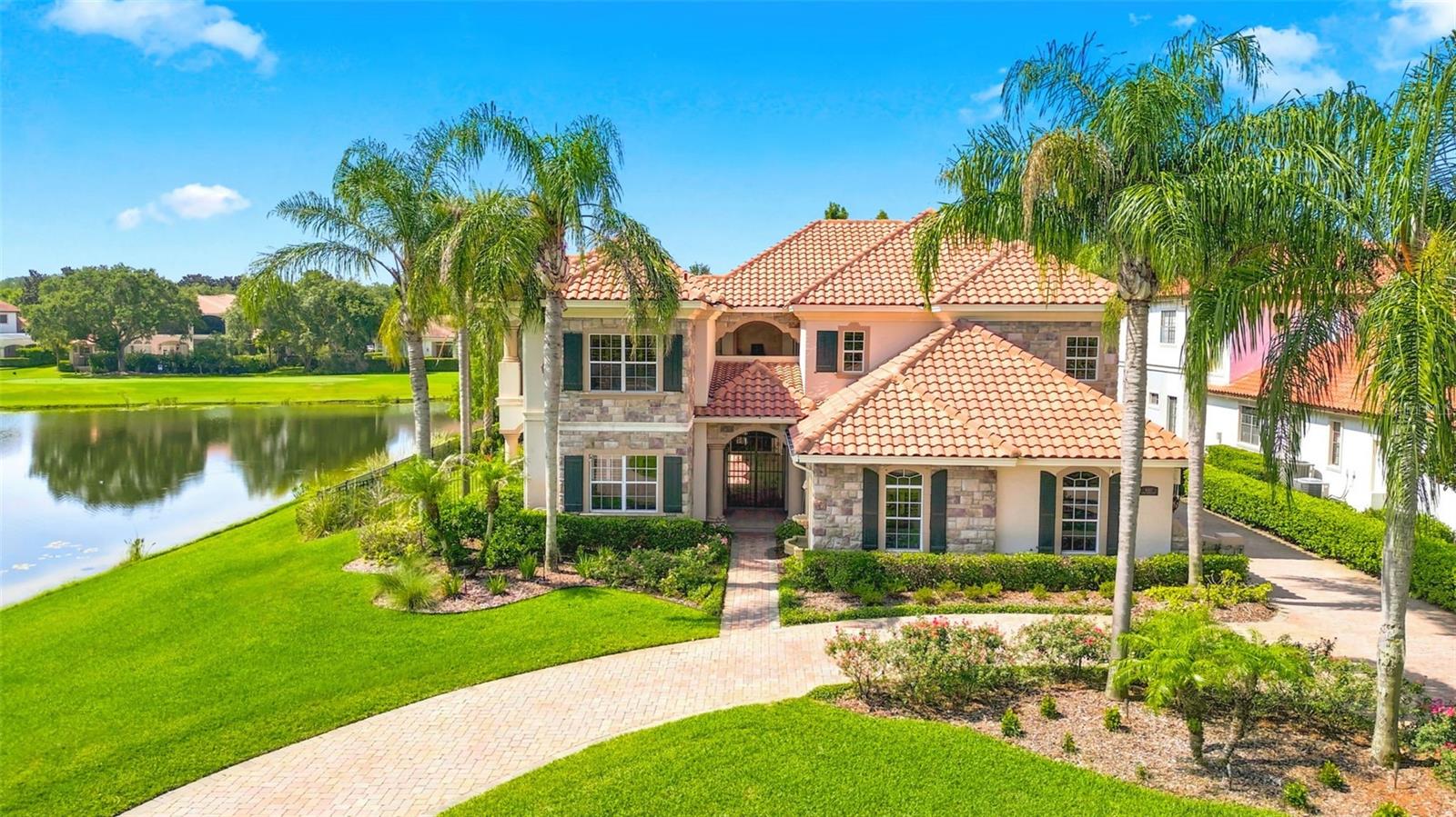 KEENES POINTE - Residential