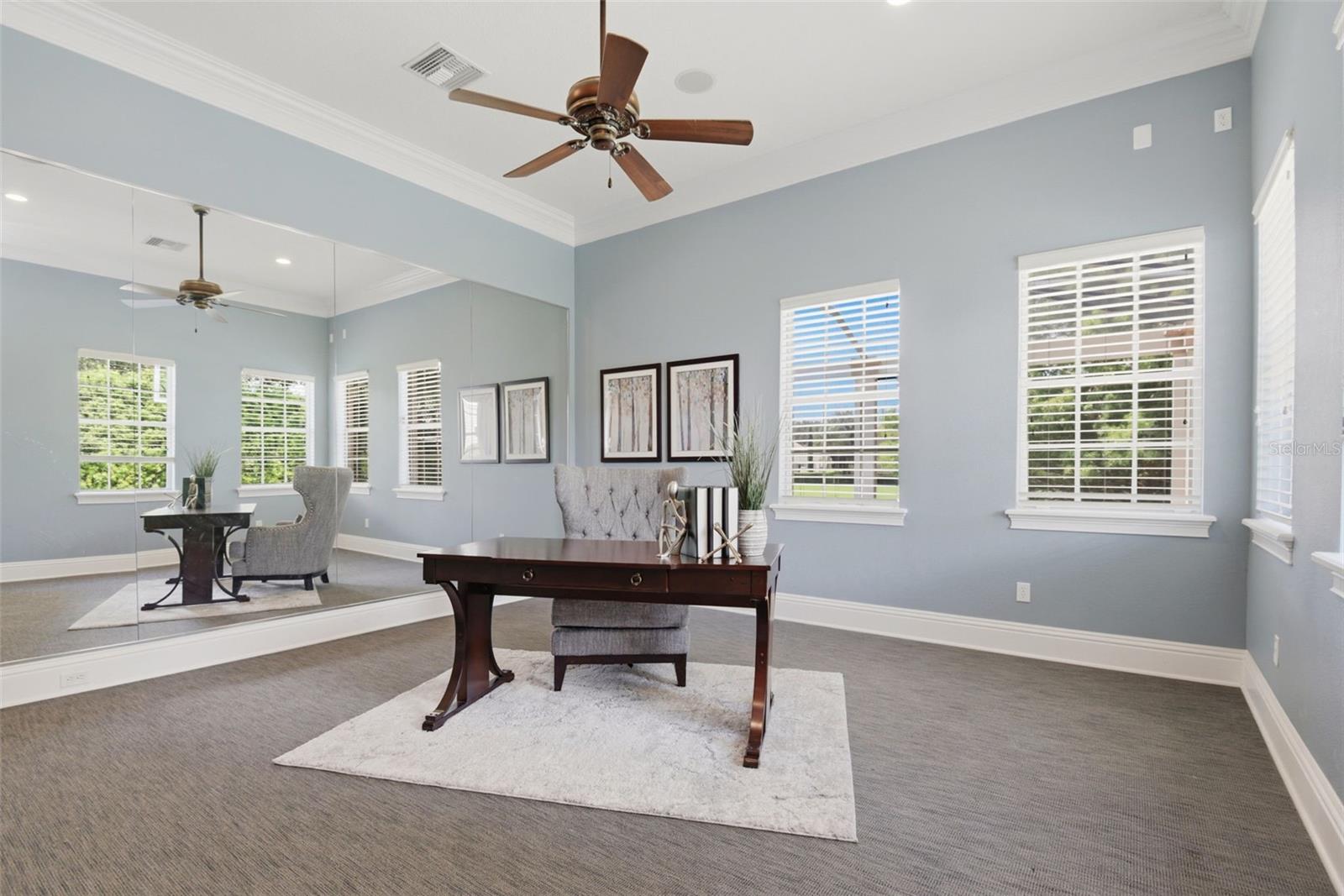KEENES POINTE - Residential