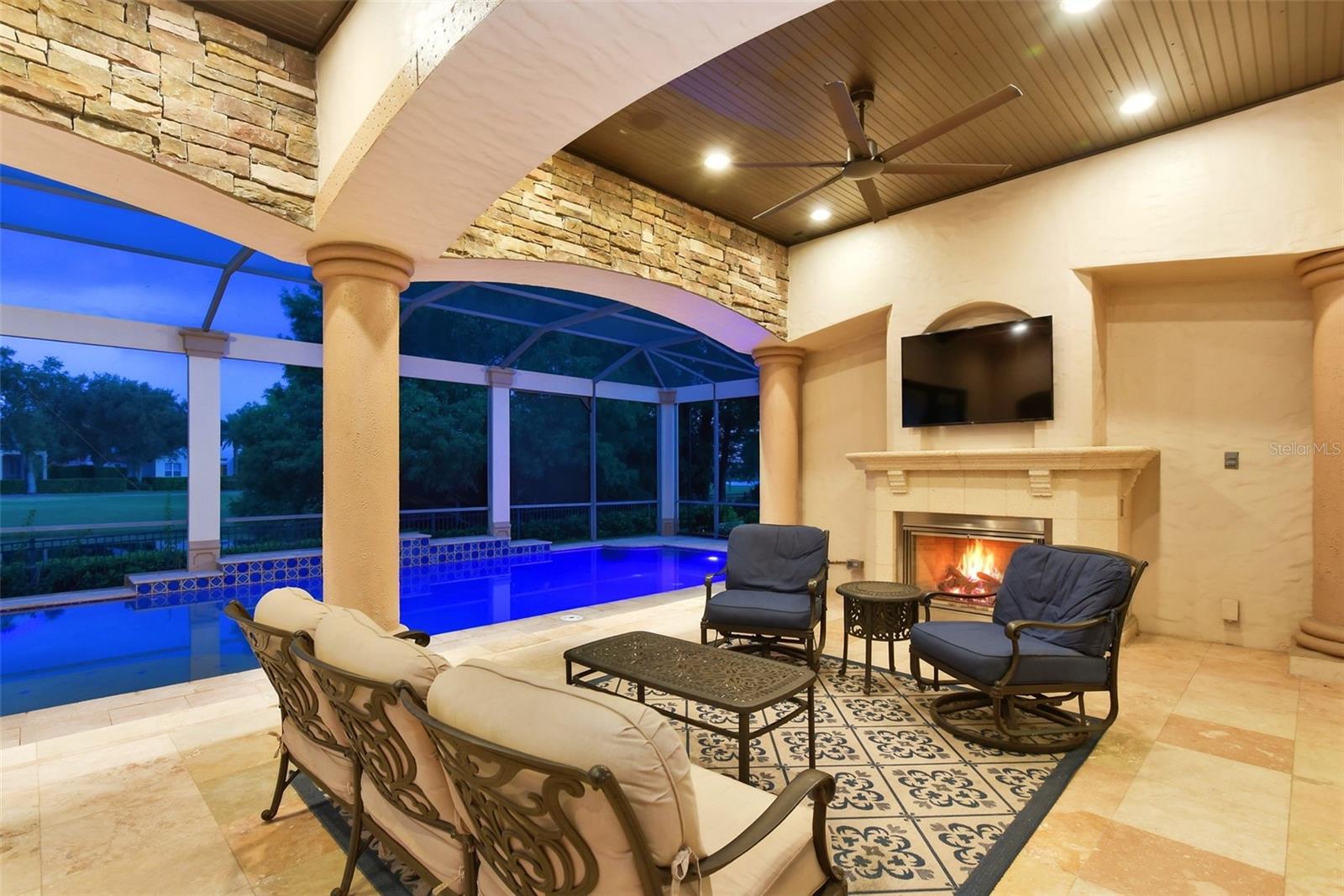 KEENES POINTE - Residential