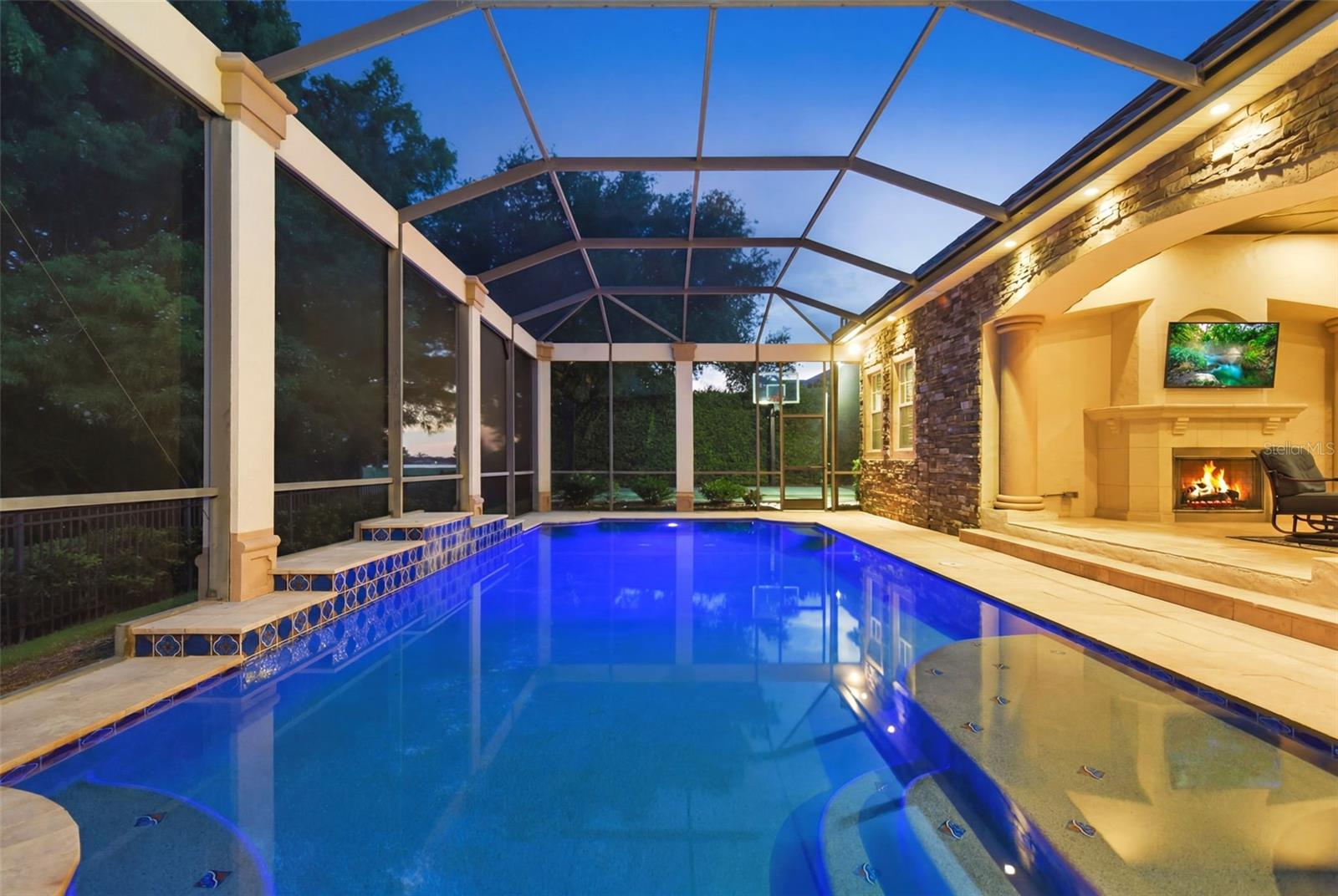 KEENES POINTE - Residential