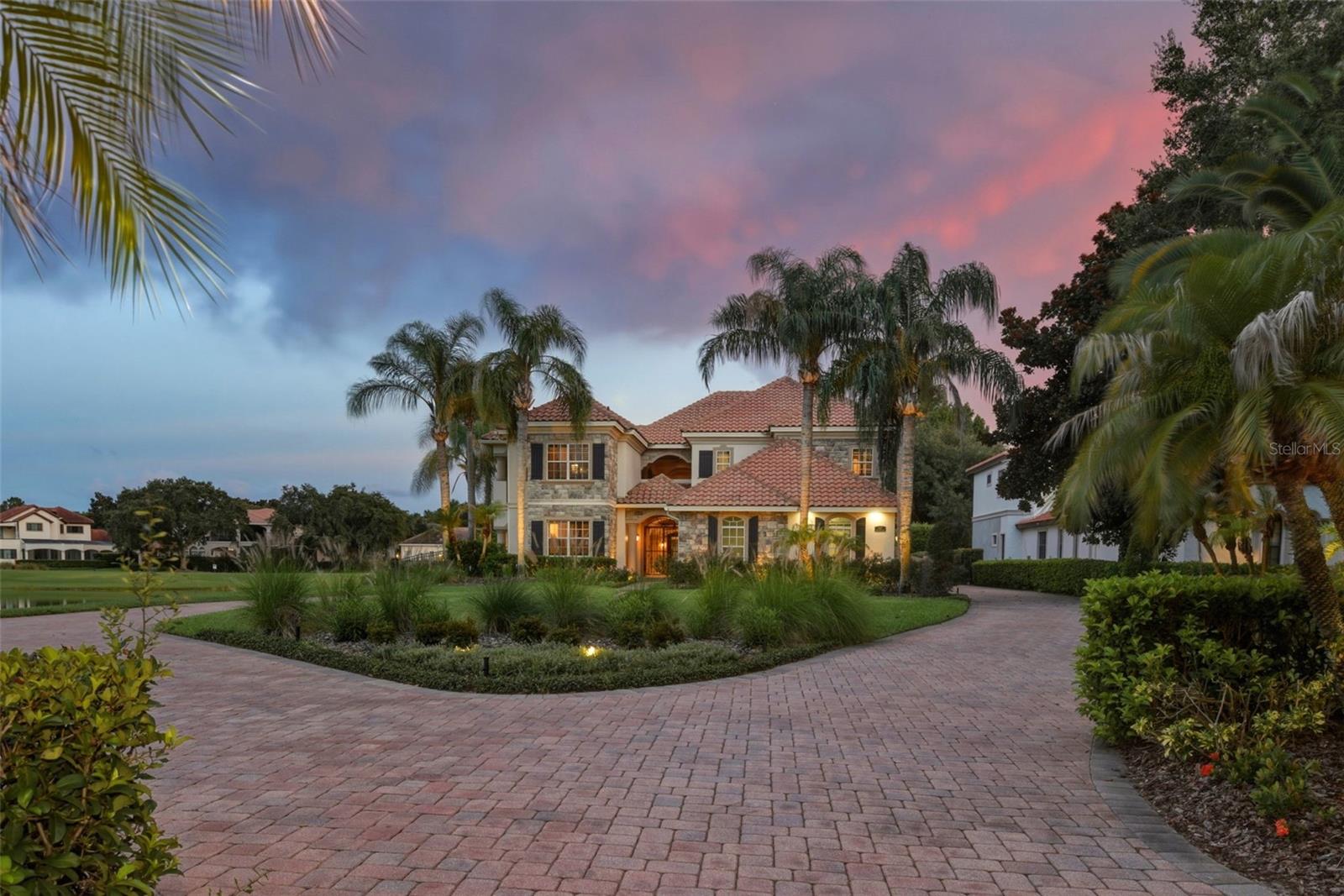 KEENES POINTE - Residential