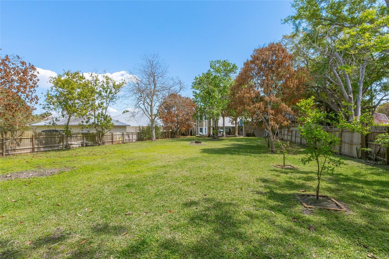 ACREAGE - Residential