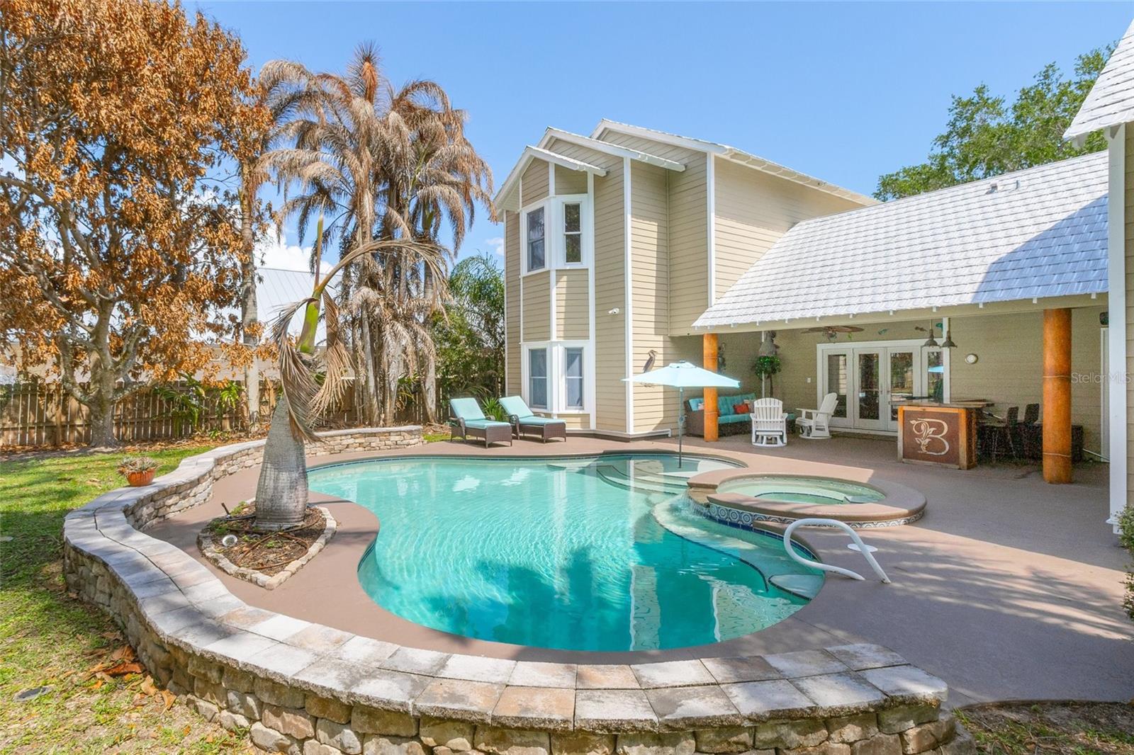 ACREAGE - Residential