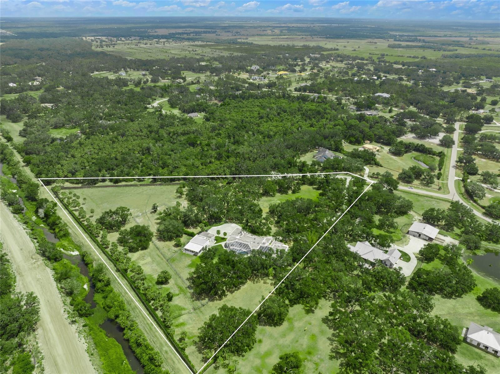 SADDLE CREEK - Residential